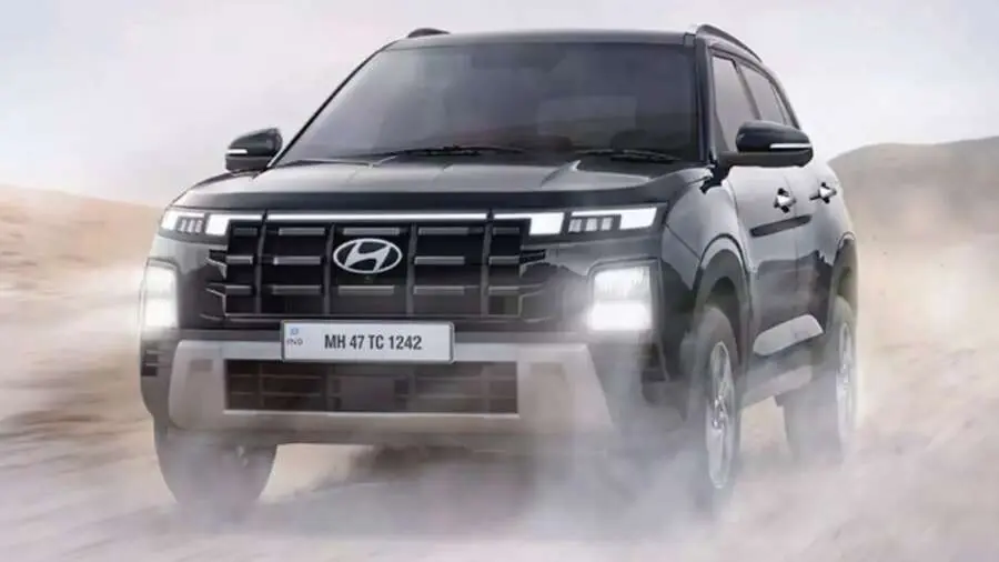 2025 Hyundai Creta का नया मॉडल भारत में लॉन्च, नए फीचर्स और स्पेसिफिकेशन्स के साथ।