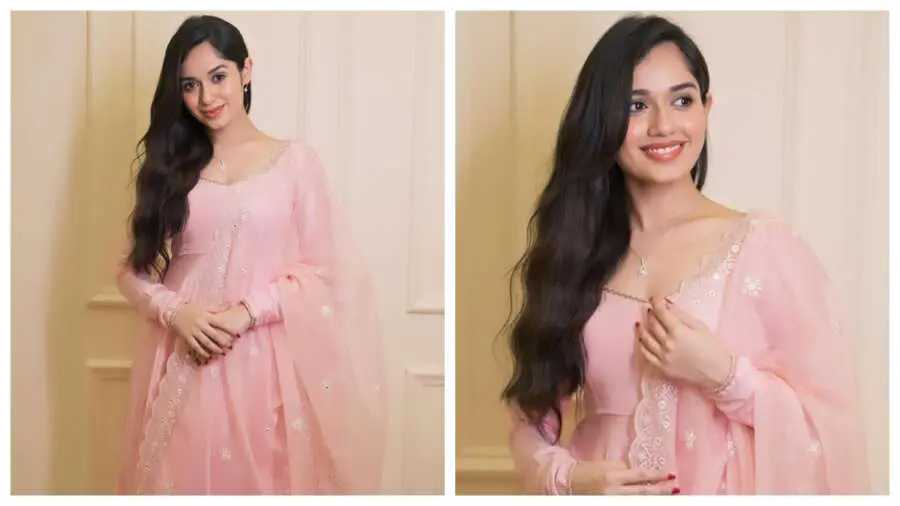 Jannat Zubair Suit Design