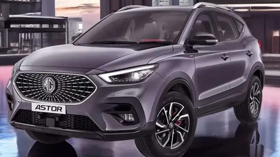 2025 MG Astor: एस्टर SUV का नया मॉडल, जिसमें 10-इंच टचस्क्रीन और पैनोरमिक सनरूफ जैसे प्रीमियम फीचर्स हैं.