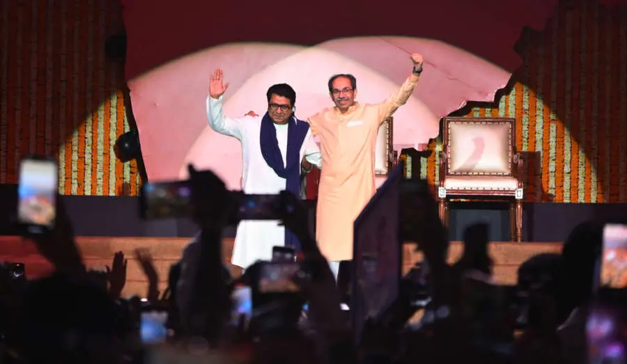 Marathi Controversy: Thackeray brothers together after 20 years