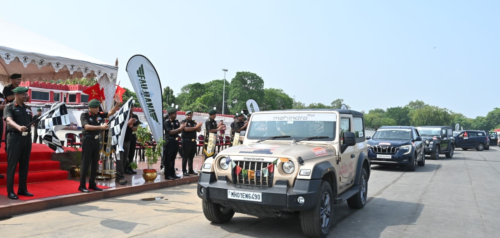 car rally from Delhi to Drass