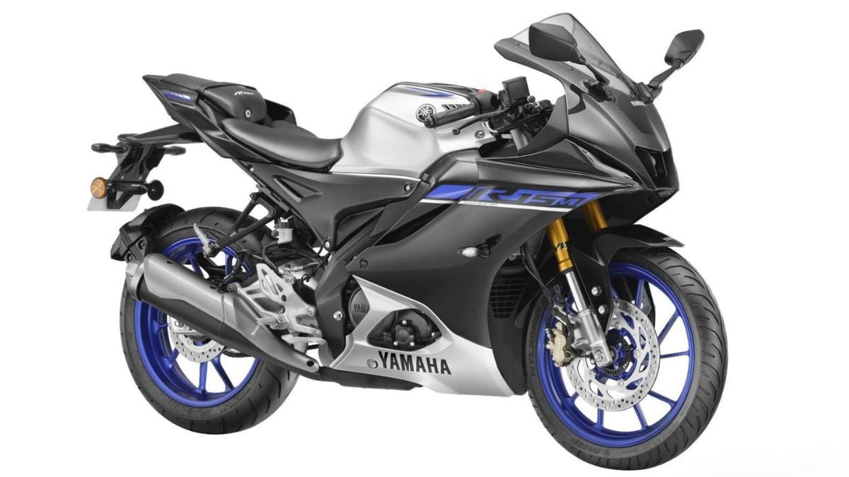 Yamaha R15M Carbon Fibre