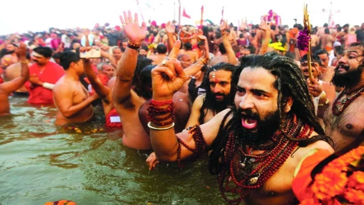 Ban on entry of fake babas in Kumbh