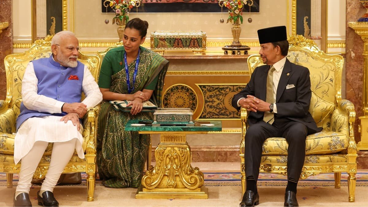 pm modi on brunei trip