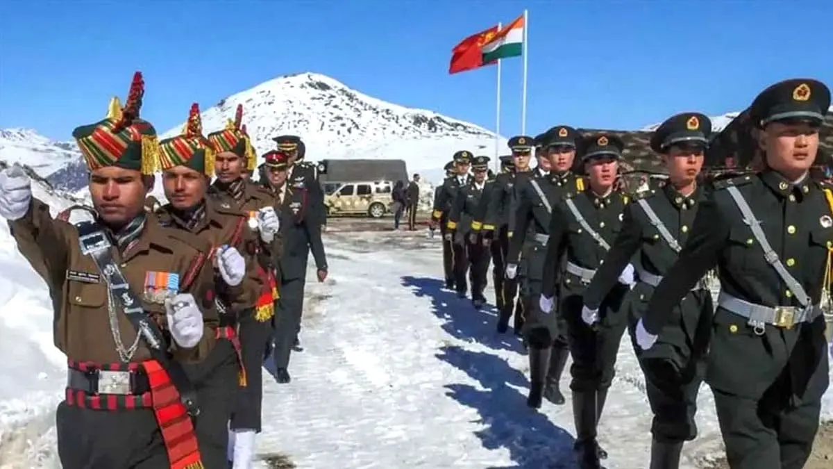 indain and chinese army