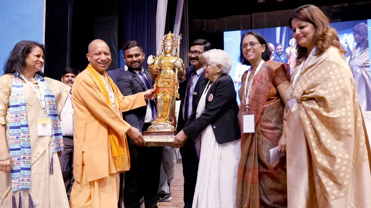 cm yogi in 25th international conference of judges