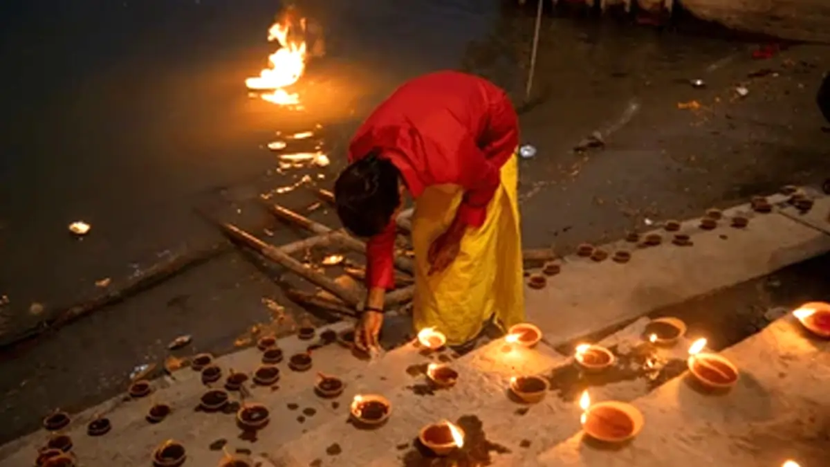 dev diwali 2024