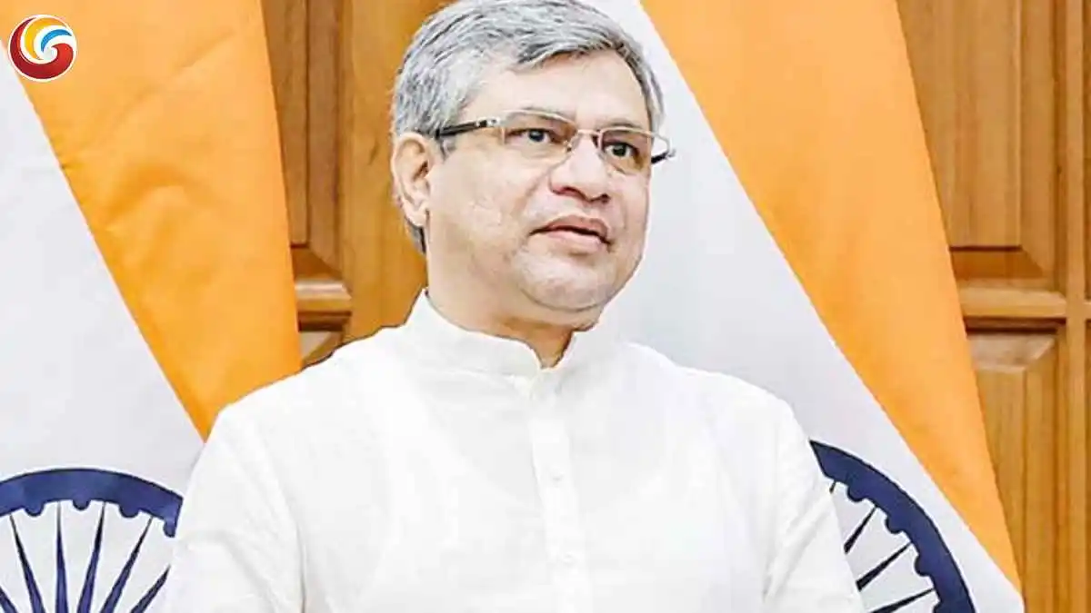 union information and broadcasting minsiter ashwini vaishnav
