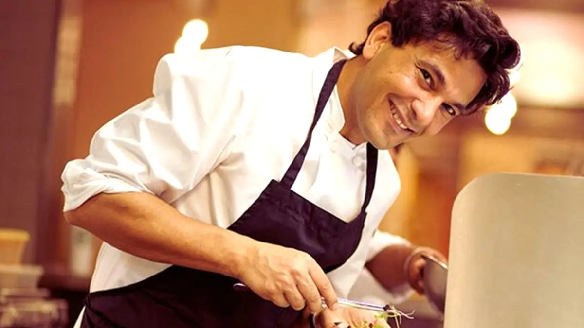 Chef Vikas Khanna Journey :From Humble Beginnings to Global Culinary Fame