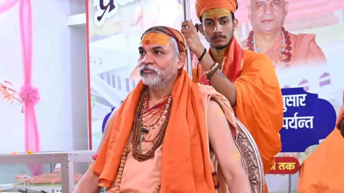 Mahakumbh 2025 ki adbhut aur anokhi pooja ka drishya