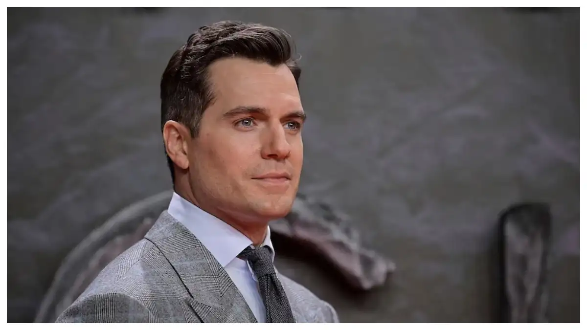 Henry Cavill - The Handsome & Talented Hollywood Superstar