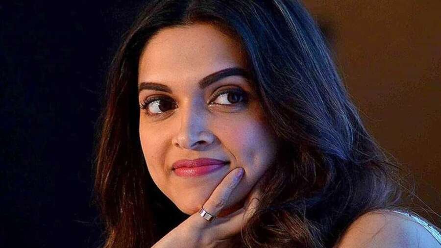 एक्ट्रेस दीपिका पादुकोण