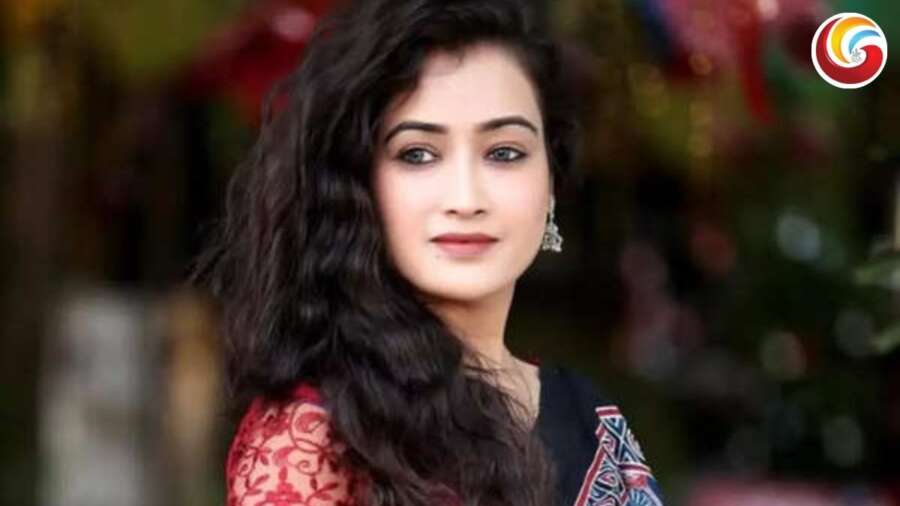 harsha richhariya: क्या SP चीफ अखिलेश यादव पर भी निशाना साध गईं हर्षा रिछारिया ? CO अनुज चौधरी को किया सपोर्ट